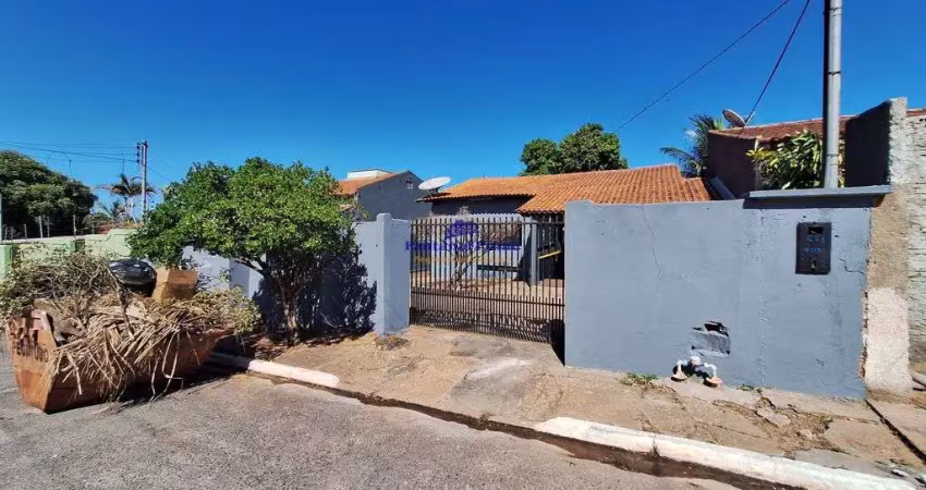 Casa para locação com 3 quartos no bairro jardim universitário em cuiabá - mt.