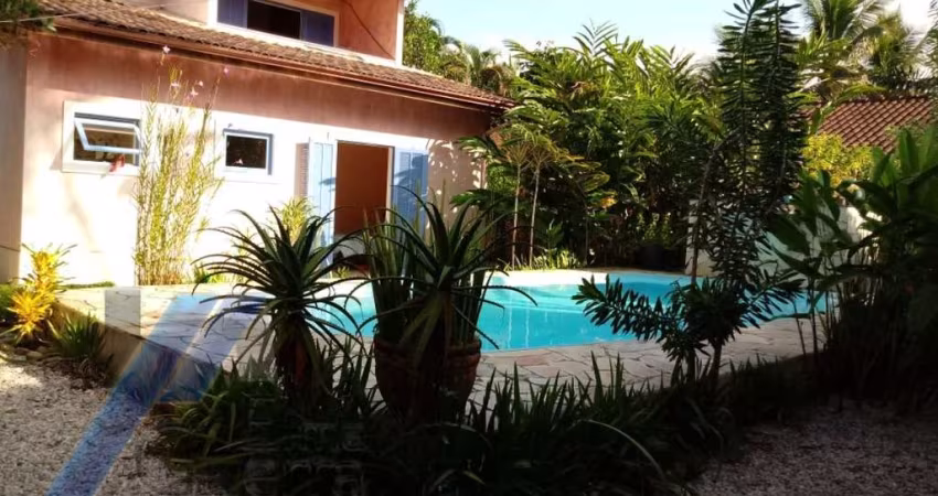 Ubatuba, Horto - Condomínio Ubatuba Country, casa com 03 dormitórios, sendo 01 suíte e área de lazer..