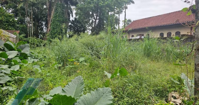 Ubatuba, Jardim Carolina - Terreno aterrado e murado com 450m² documento de escritura.