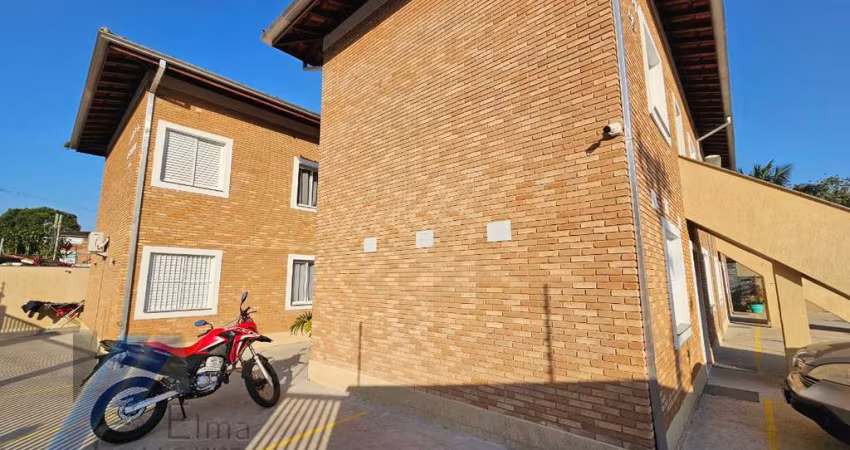 Ubatuba, Centro - Apartamento terreo  com 02 dormitórios.