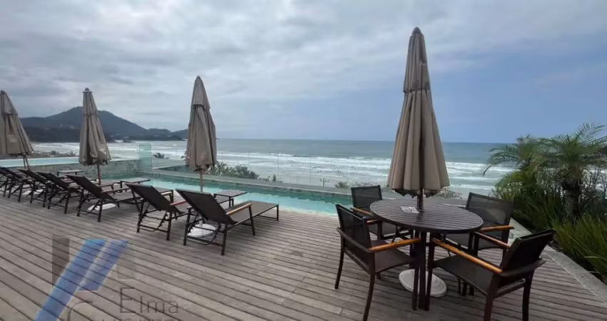 Ubatuba, praia grande - apartamento com vista para o mar, com 02 dormitórios e área de lazer completa..