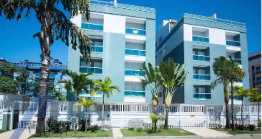 Ubatuba, Praia Grande - Apartamento com 02 dormitórios sendo 01 suíte, a 400 metros do mar.