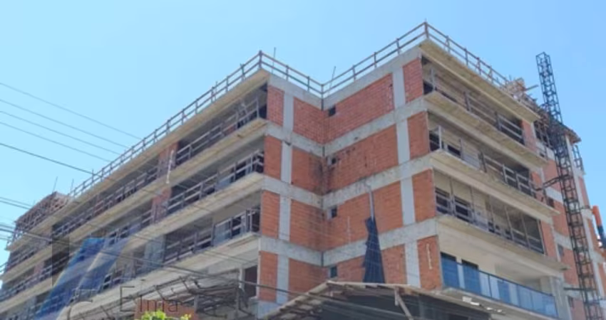 Ubatuba, Toninhas - Apartamento tipo em construção com 02 dormitórios e 01 suíte com área de lazer.