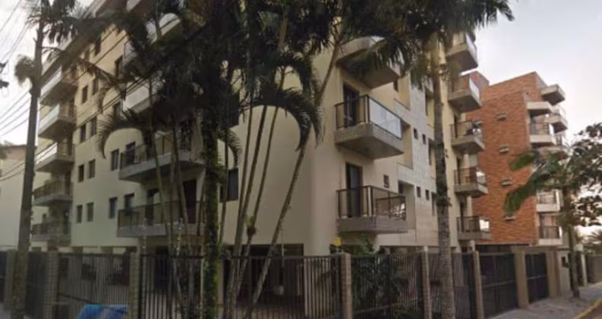 Ubatuba, Praia Grande - Apartamento com 3 dormitórios, sendo 01 suítes, 50 metros da praia.
