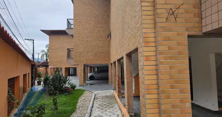 Ubatuba, praia grande - apartamento com 01 dormitório a 300 metros do mar.