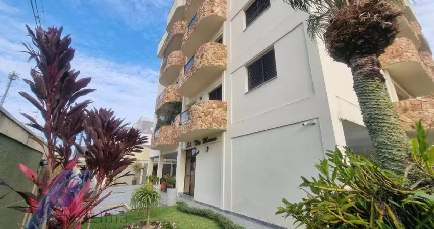 Ubatuba, centro - apartamento com 02 dormitórios, sendo 01 suíte.