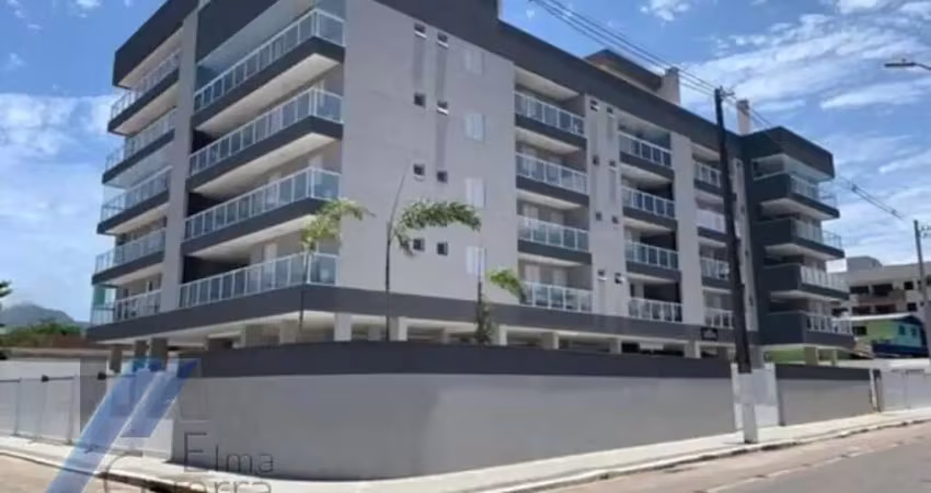 Ubatuba, centro - apartamento com 03 dormitórios, sendo 01 suíte com área de lazer.