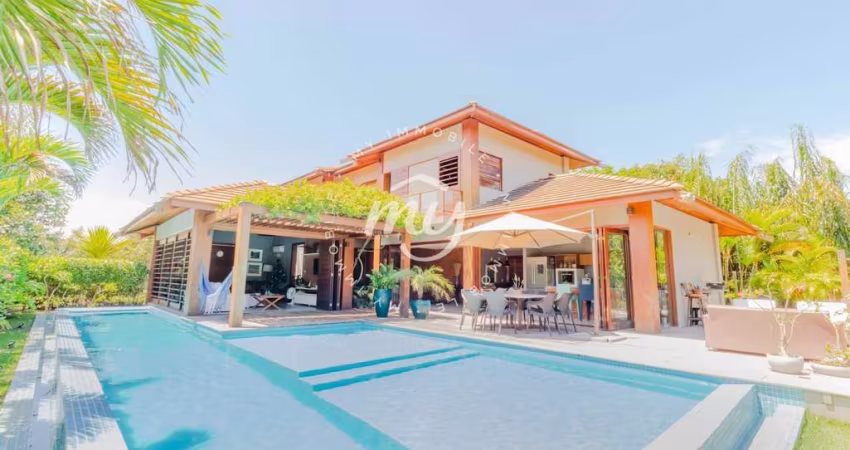 Praia do Forte| Casa Duplex 240m²| Mobiliada| 5 Suítes| 3 Vagas| Piscina