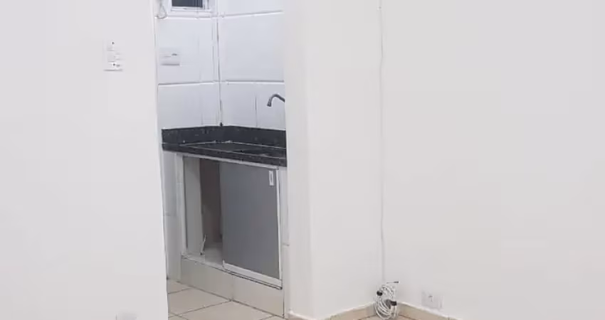 Imóvel para venda possui 27 metros com 1 quarto na quadra da praia em boqueirão - santos