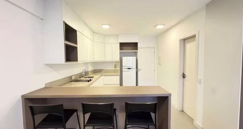 Apartamento com 1 dormitório para alugar, 30 m² por r$ 2.200/mês - centro cívico - curitiba/pr