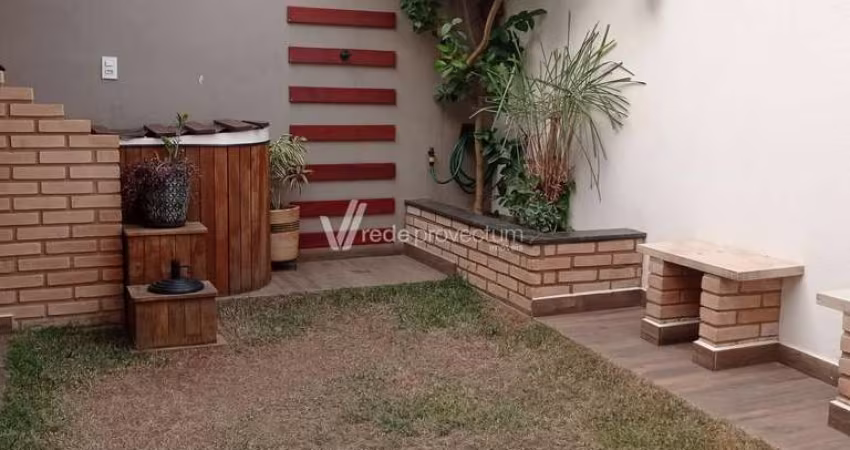 Casa com 3 quartos à venda na Rua Edmundo Vosgrau, 402, Parque Jambeiro, Campinas