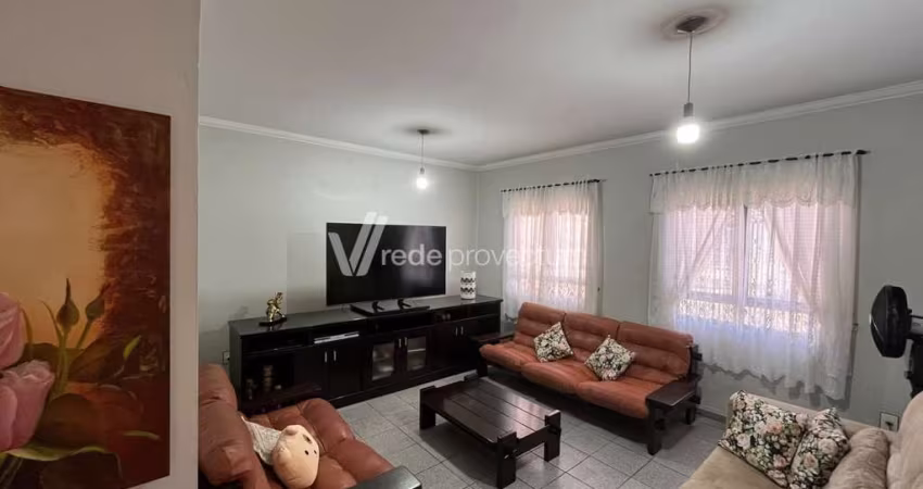 Casa com 4 quartos à venda na Rua São Joaquim da Barra, 537, Jardim Nova Europa, Campinas