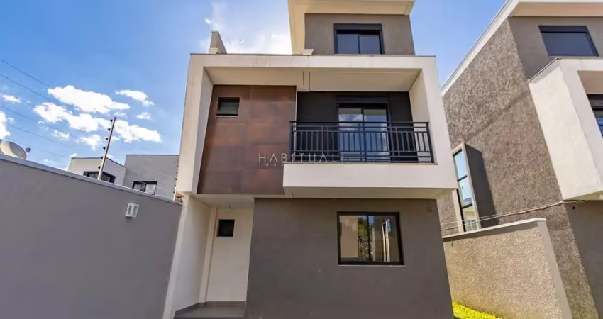 Casa com 3 quartos à venda na Rua Tucum, Uberaba, Curitiba