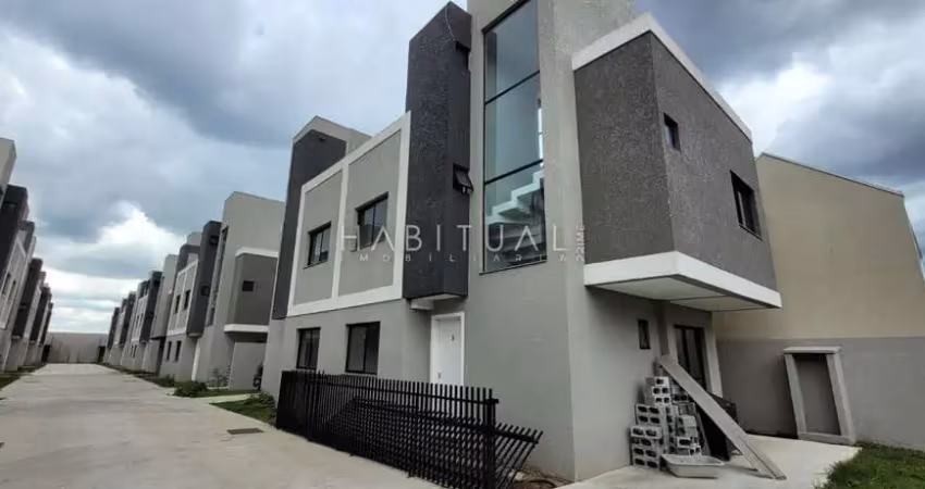 Casa em condomínio fechado com 3 quartos à venda na Rua Rodolfo Bernardelli, 569, Uberaba, Curitiba