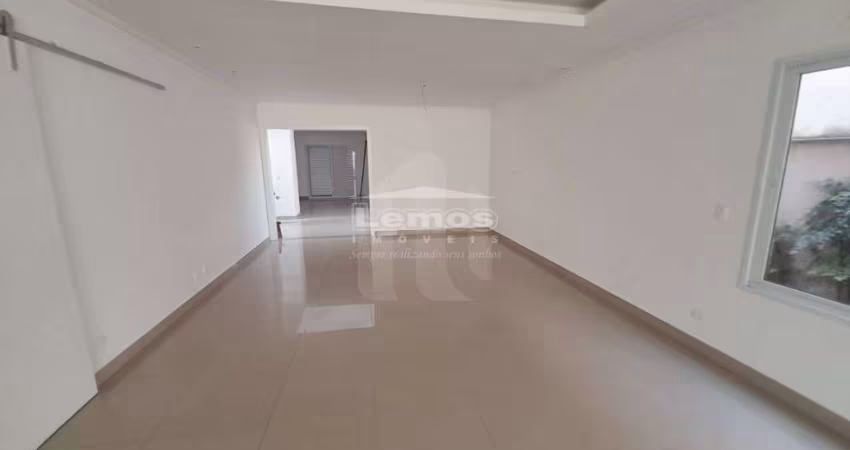 Casa 190m² com 4 suítes e 6 vagas à venda