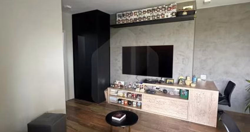 Apartamento 56m² na Vila Anastácio à venda