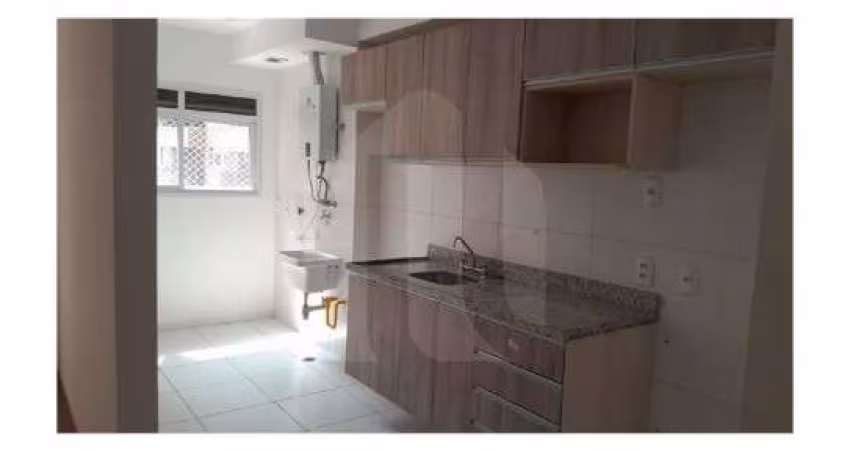 Apartamento de 74m² para aluguel - Jardim Tupanci, Barueri