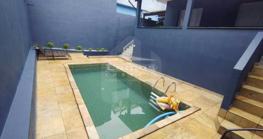 Casa para Venda de 250m² - Umuarama, Osasco