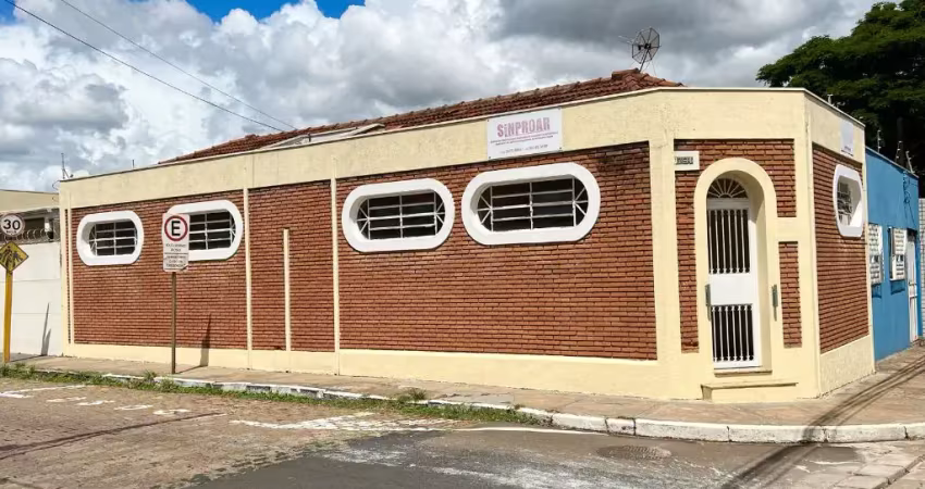 Sala comercial com 3 salas para alugar no Centro, Araraquara 