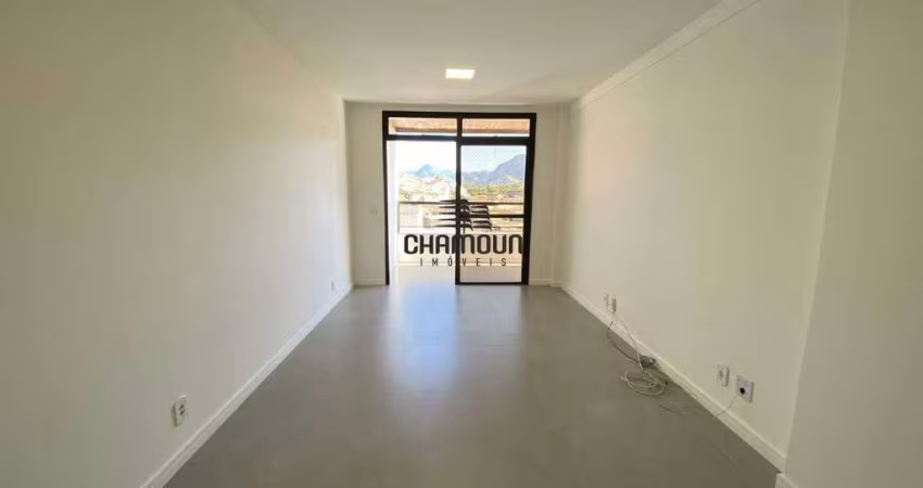 Apartamento reformado com 2 suítes, 2 varandas e 1 vaga a venda na Praia do Morro, Guarapari/ES.