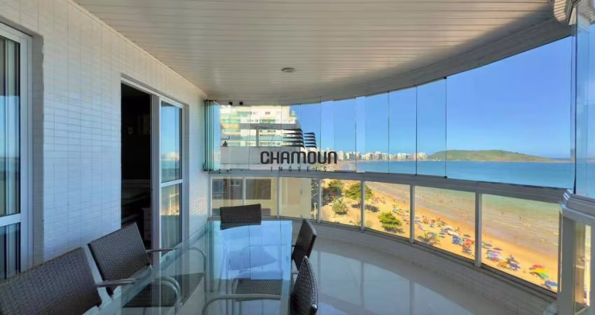 Apartamento a Beira Mar com 3 quartos, 1 suite e 2 vagas de garagem.