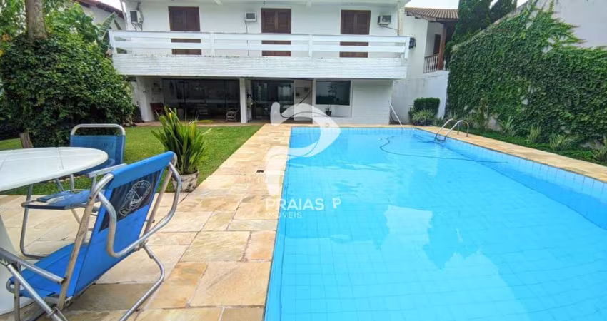 Casa em condomínio fechado com 4 quartos à venda na Benedito Zanelato (rua 40), --, Jardim Acapulco, Guarujá