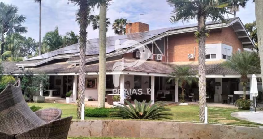 Casa em condomínio fechado com 6 quartos à venda na Comendador José Berloffe (rua 10), --, Jardim Acapulco, Guarujá