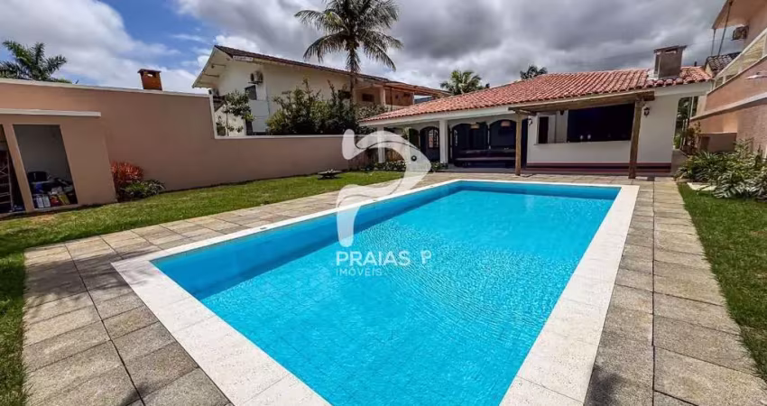 Casa em condomínio fechado com 3 quartos à venda na Alice Nehring Machado (av. 05), --, Jardim Acapulco, Guarujá