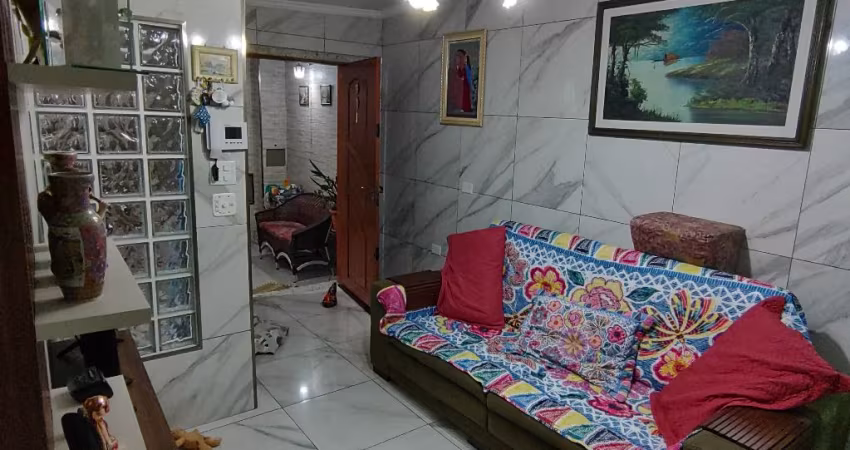 Vende-se Casa/Sobrado 2 Qtos na Vila Valença em São Vicente/SP