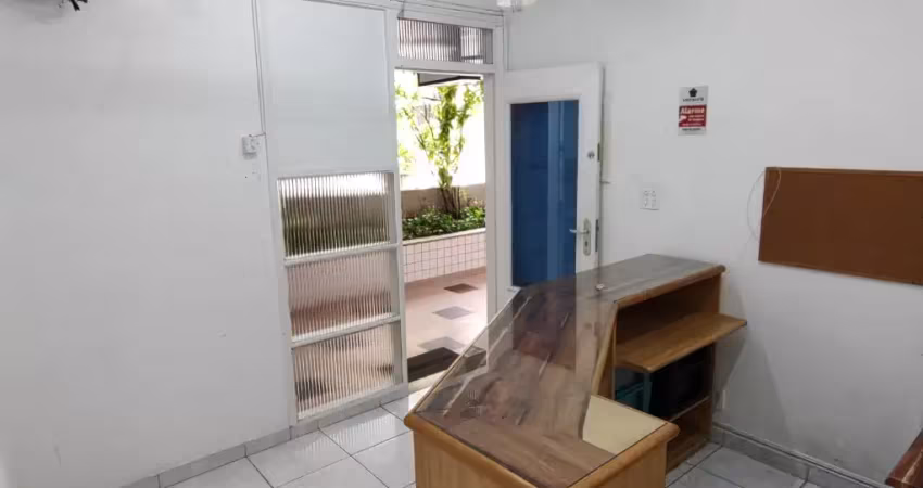 Aluga-se sala comercial no bairro gonzaga em santos/sp