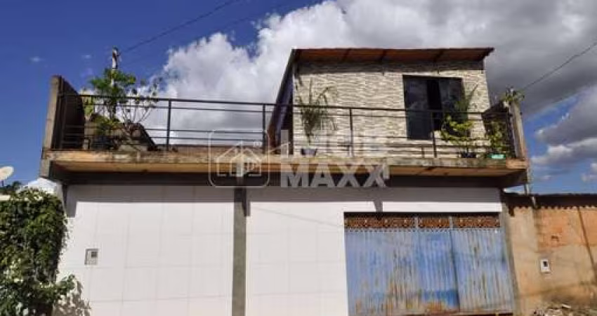 Casa Ceilândia - Sol Nascente. 3 Quartos, c/ Picisna, Fogão a Lenha. R$195.000,00