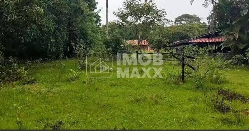 Chácara à Venda em Paranoá - DF250 - Fazenda Velha - 6,2 hectares - Escriturada e registrada.