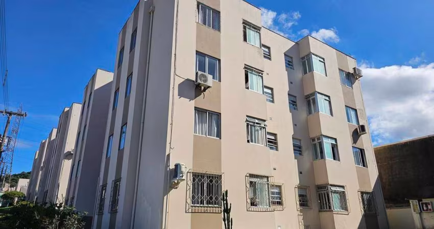 Apartamento 3 quartos em São José com garagem coberta