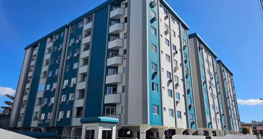 Apartamento 2 quartos com sacada e elevador em barreiros