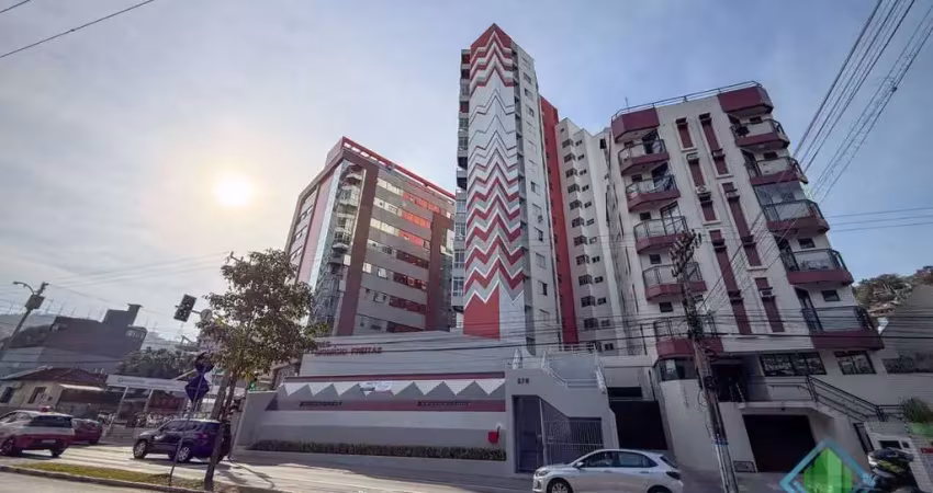 Apartamento 2 quartos com garagem no centro de florianópolis