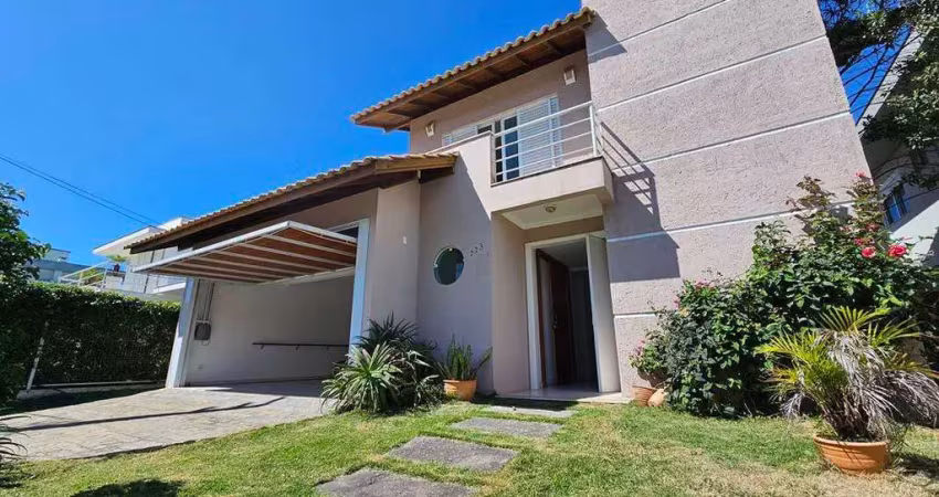 Casa em ótima localização no bairro ingleses do rio vermelho