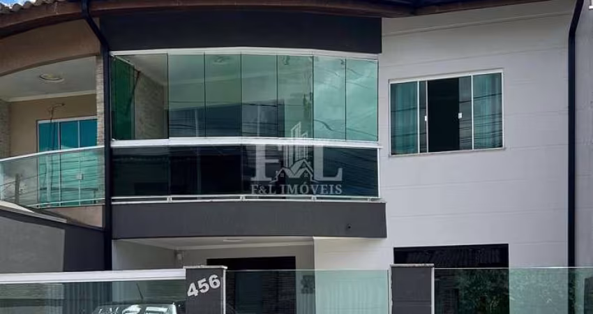 Vende-se Sobrado Mobiliado no Centro de Camboriú – SC
