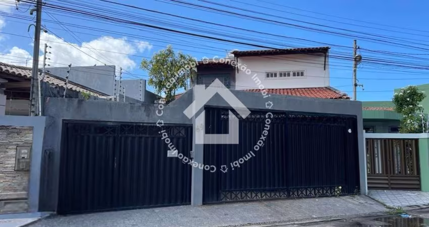 Casa duplex à venda no Ponto Novo