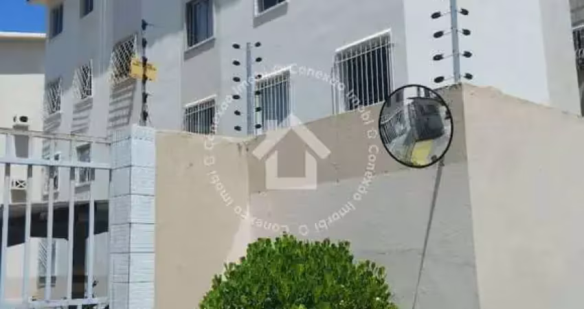 Vende-se apartamento no condomínio praias do forte com 03 quartos no bairro farolândia