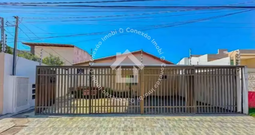 Casa com 3 quartos à venda na   R. Charles Nascimento Monteiro, 100, Atalaia, Aracaju