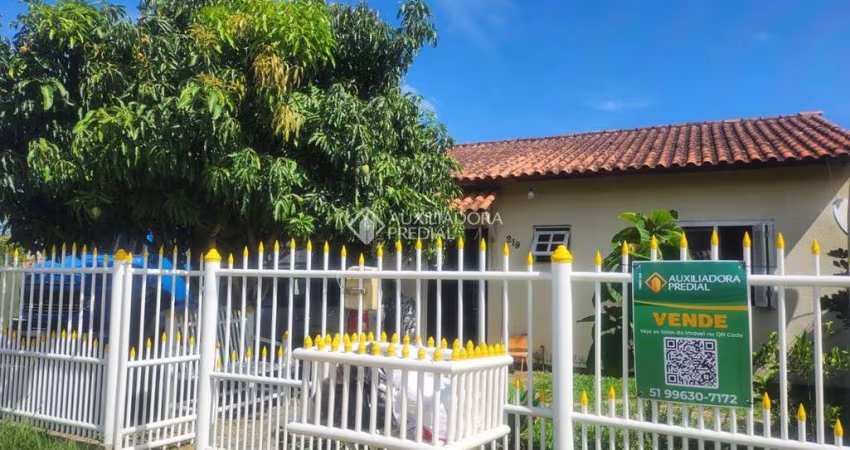 Casa com 3 quartos à venda na Rua Albertina Paz, 219, Restinga, Porto Alegre