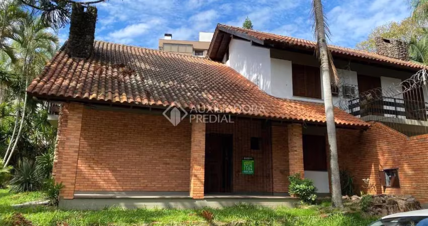 Casa com 5 quartos à venda na Rua Senador Annibal Di Primio Beck, 405, Boa Vista, Porto Alegre