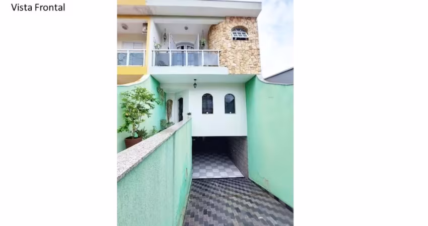 Sobrado com 3 suites e 5 banheiros à Venda, 226 m²