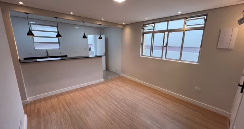 Apartamento lindo e TODO REFORMADO no Boqueirão