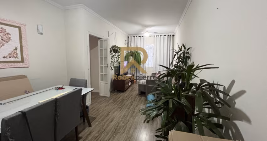 APARTAMENTO REFORMADO COM DOIS QUARTOS PORNTO PARA MORAR
