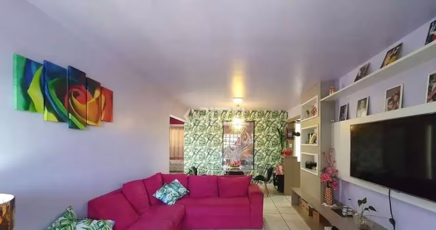 Casa à venda 3 Quartos, 1 Suite, 1 Vaga, 250M², Santo Afonso, Novo Hamburgo - RS