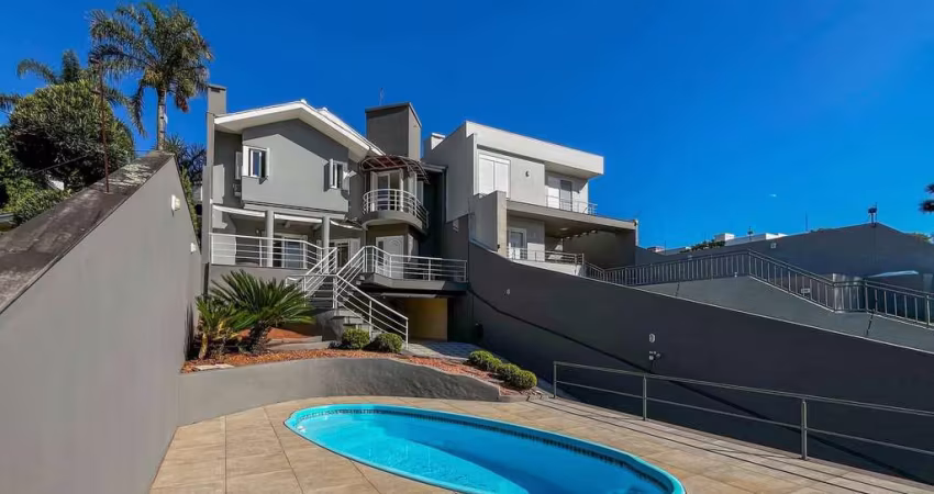 Casa à venda 3 Quartos, 1 Suite, 2 Vagas, 348M², Canudos, Novo Hamburgo - RS