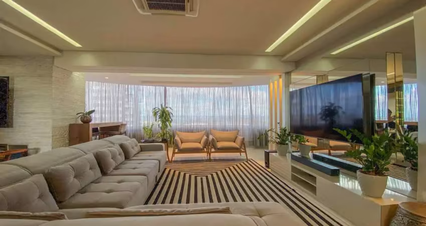 Apartamento à venda 3 Quartos, 3 Suites, 3 Vagas, 229.81M², Centro, Novo Hamburgo - RS