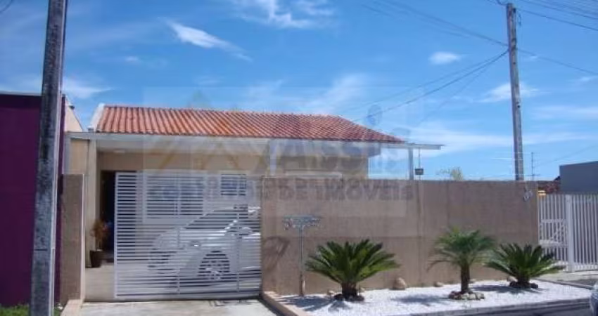 Casa Padrão para Venda em Jardim Guaraituba Colombo-PR