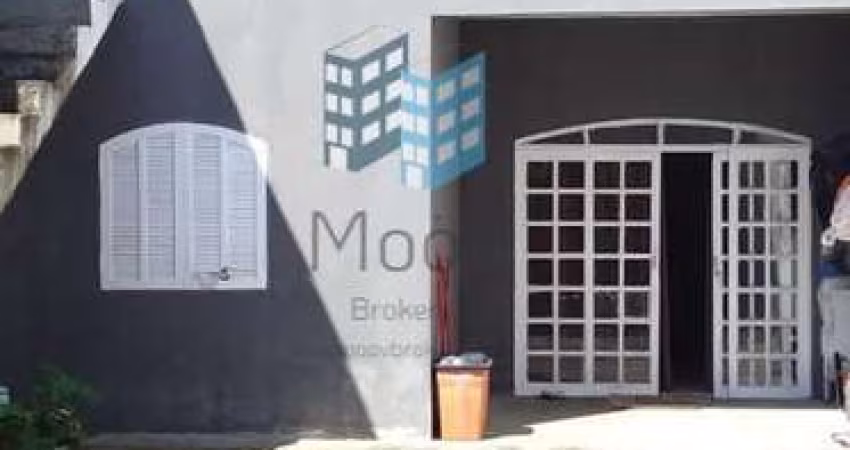 Casa para Venda em Caraguatatuba, Centro, 2 dormitórios, 1 banheiro, 8 vagas